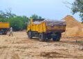 கிளிநொச்சியில் இருந்து யாழ்ப்பாணத்திற்க்கு மணல்