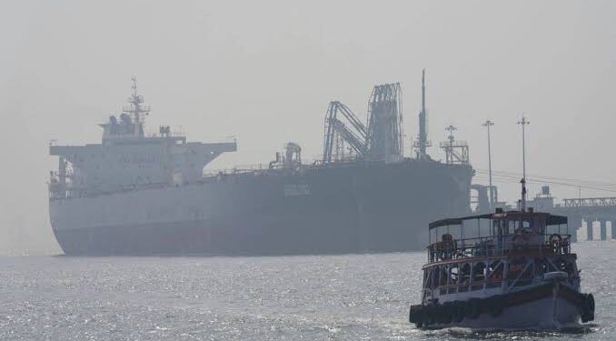 ஹோர்முஸ் நீரிணை அருகே மீண்டும் மோதல்