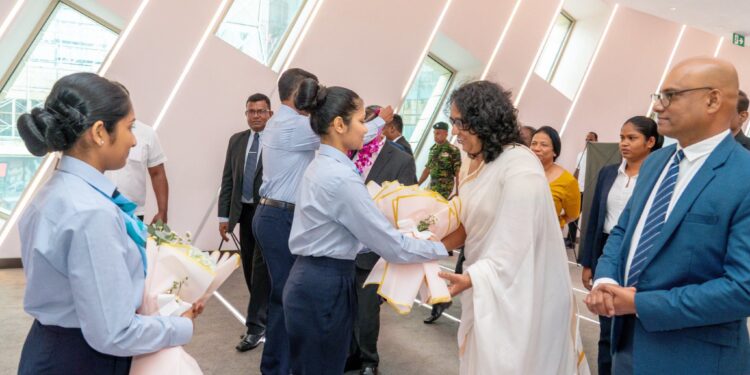 சுற்றுலாத் துறையில் பெண்களுக்கான வாய்ப்புகளை விரிவுபடுத்த வேண்டும் – பிரதமர்