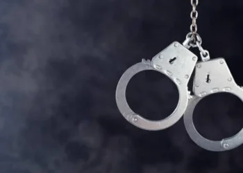 மித்தெனிய கஜ்ஜாவின் மூத்த மகன் வெளிநாட்டு துப்பாக்கியுடன் கைது