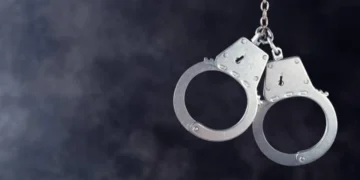 மித்தெனிய கஜ்ஜாவின் மூத்த மகன் வெளிநாட்டு துப்பாக்கியுடன் கைது