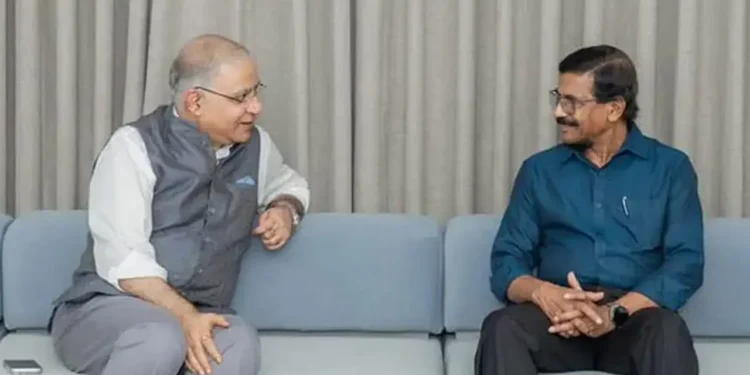 இந்திய உயர்ஸ்தானிகர் மற்றும் டில்வின் சில்வா இடையே சந்திப்பு