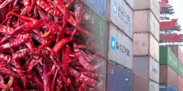 சுங்கத்தில் தேங்கிக்கிடக்கும் 64 காய்ந்த மிளகாய் கொள்கலன்கள்