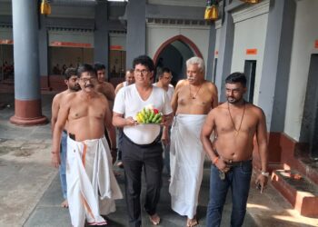 யாழில் ஆலய வழிபாட்டில் ஈடுபட்ட அமைச்சர் வசந்த சமரசிங்க!